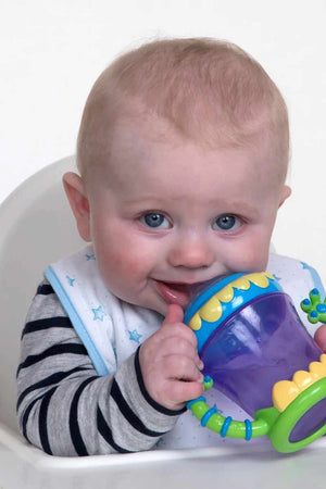 Nuby Monster Soft Spout Grip N' Sip - Vaso Antiaderente Asas Monstruo 4+M 7 oz